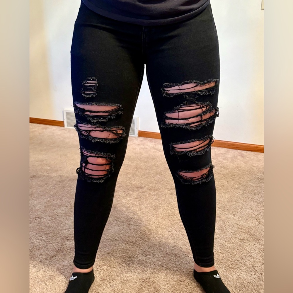 American Eagle Women’s Next Level Stretch Ripped Hi-Rise Black Jeggings, Size 4